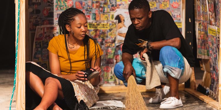 Actor Balindile ka Ngcobo and dancer Xolisile Bongwana in Metsi directed by Hannah van Tonder. Credit Mpilo Zondi. scaled