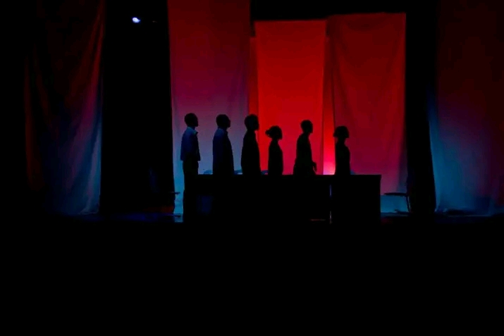 Miangaly theatre's Les Voix des Co-produced with the French Institute of Madagascar