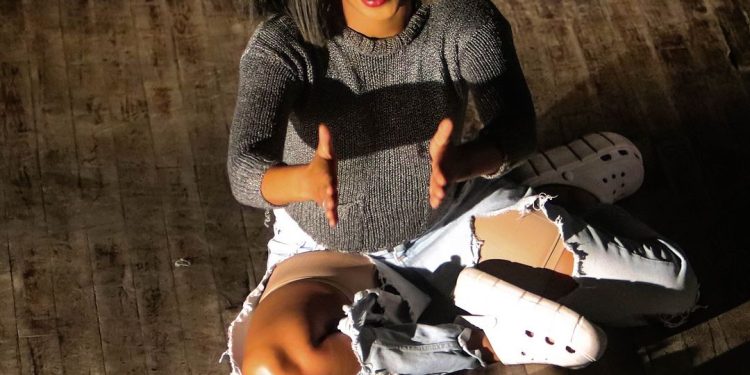 Abby Molz in Dr Nashilongweshipwe Mushaandja’s My Koek is Moeg at The Theatre School in Windhoek (Photos by GoPro Marketing)