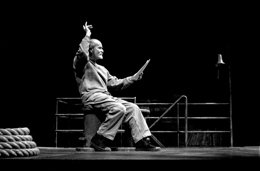 Fugard in The Captain’s Tiger at the McCarter Center in 1998. Photo by T Charles Erickson.